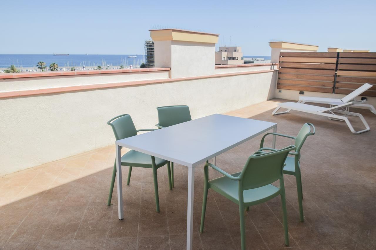 Port Plaza Apartments Тарагона Екстериор снимка